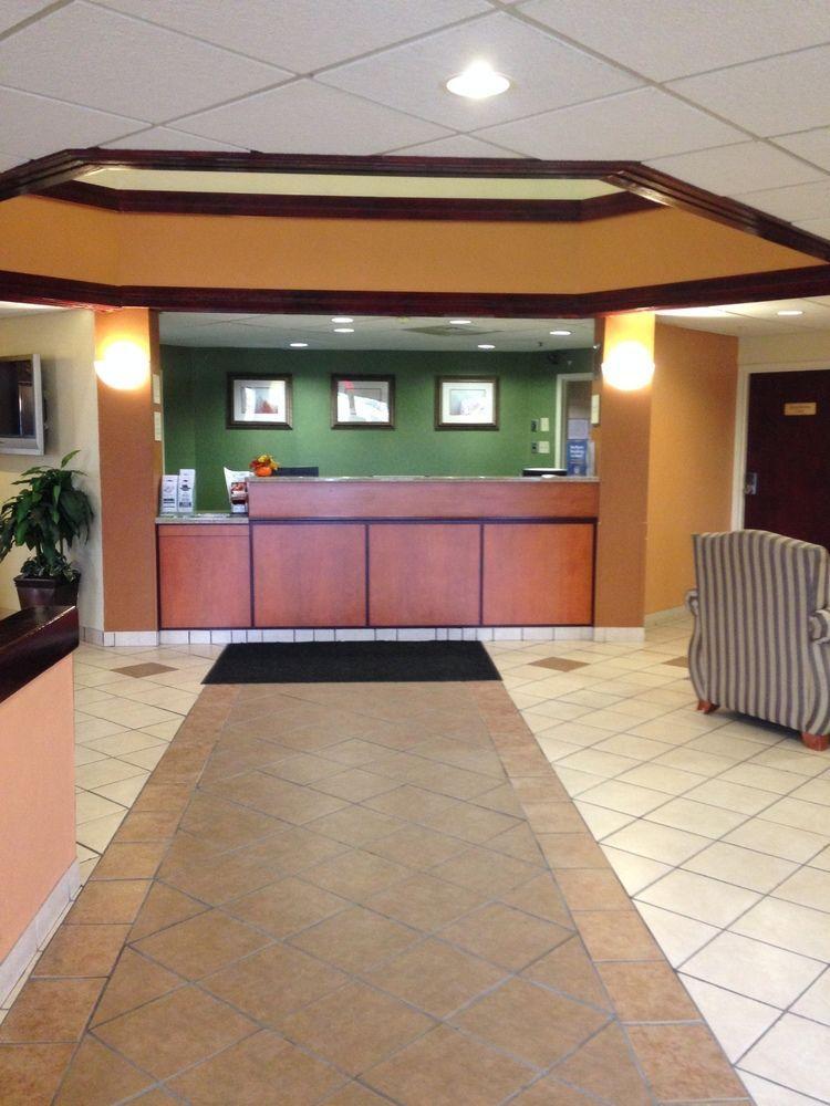 Baymont By Wyndham Greensburg Exterior foto