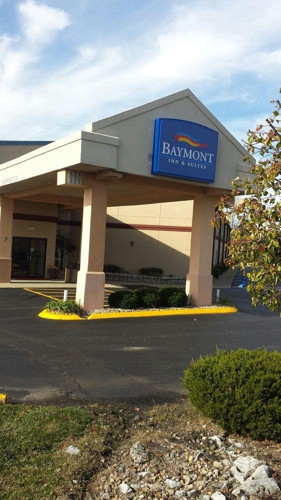 Baymont By Wyndham Greensburg Exterior foto